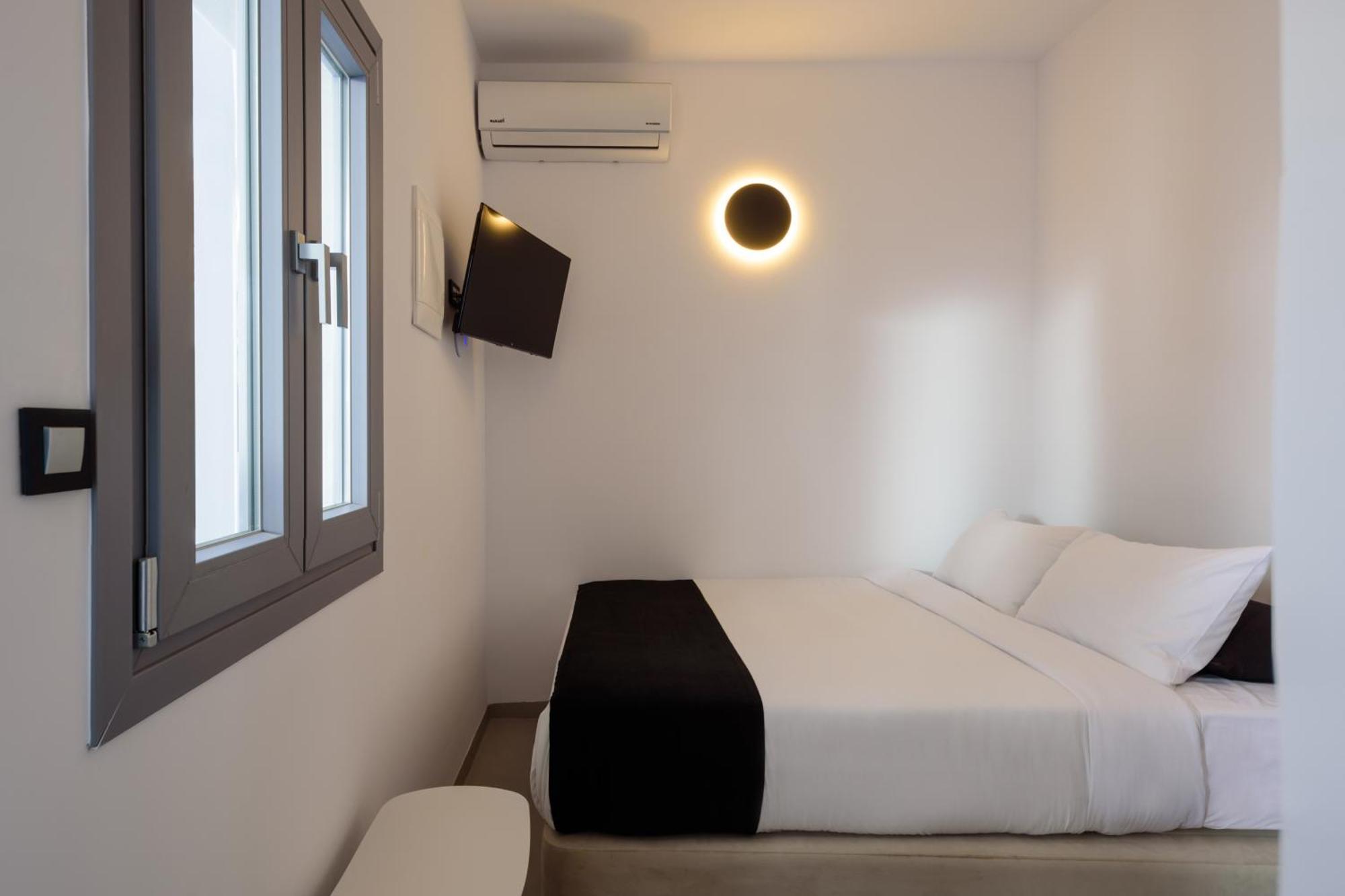 Tataki Family Hotel Fira  Exterior foto